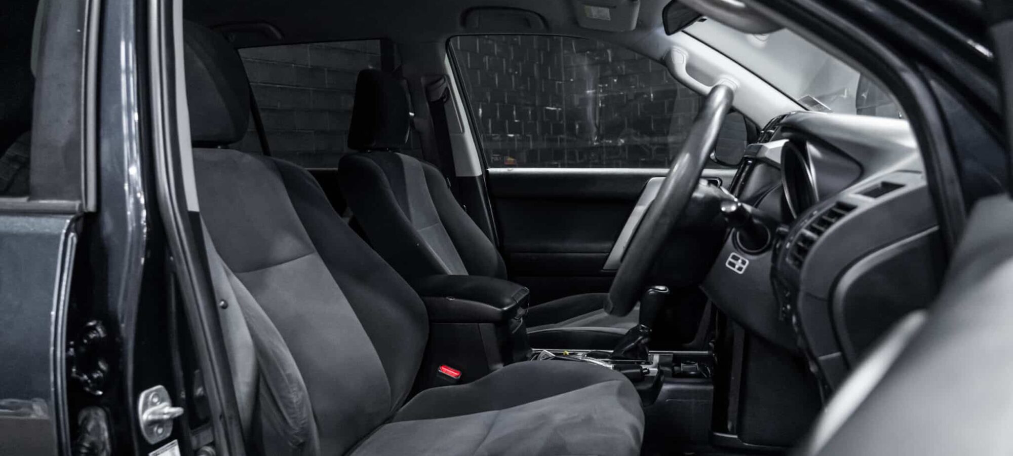 Vehicle Gallery Image