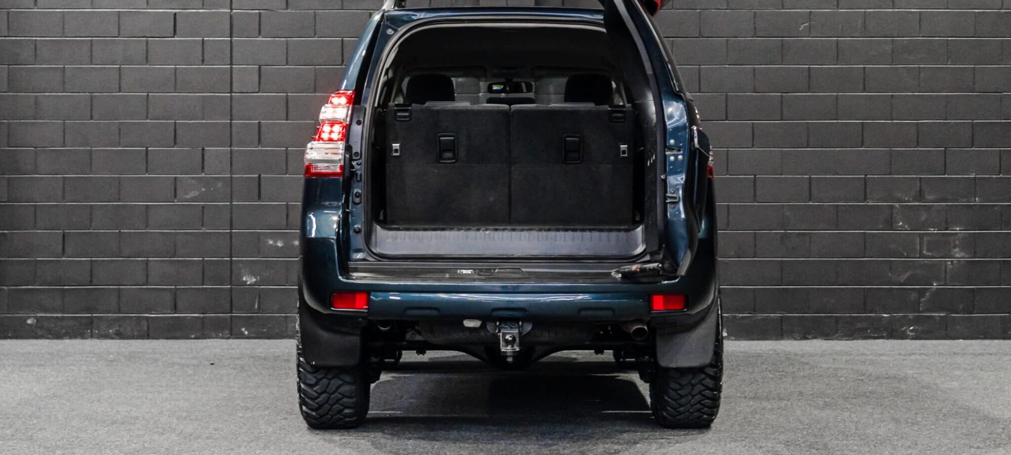 Vehicle Gallery Image