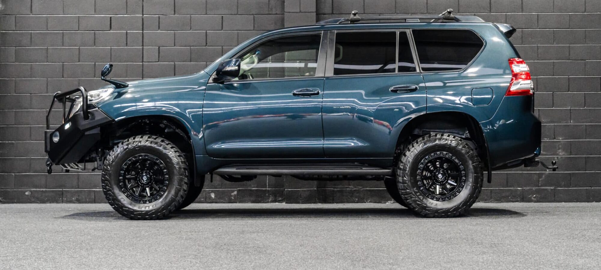 Vehicle Gallery Image