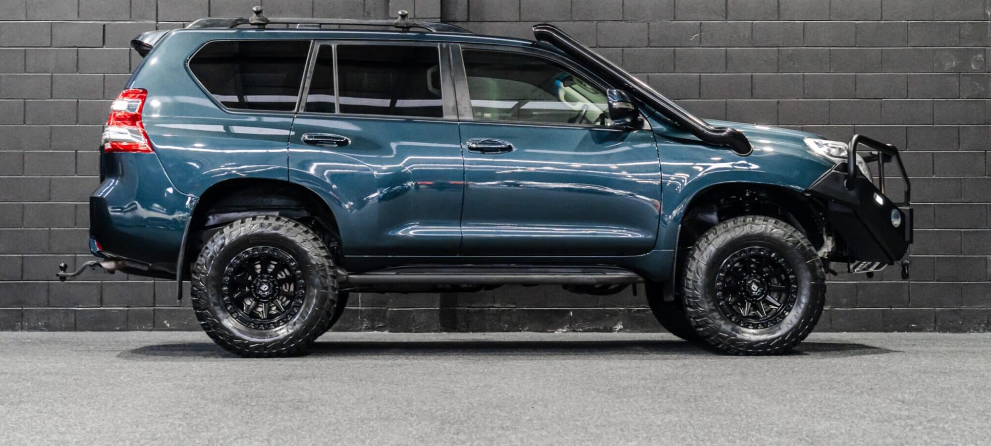 Vehicle Gallery Image