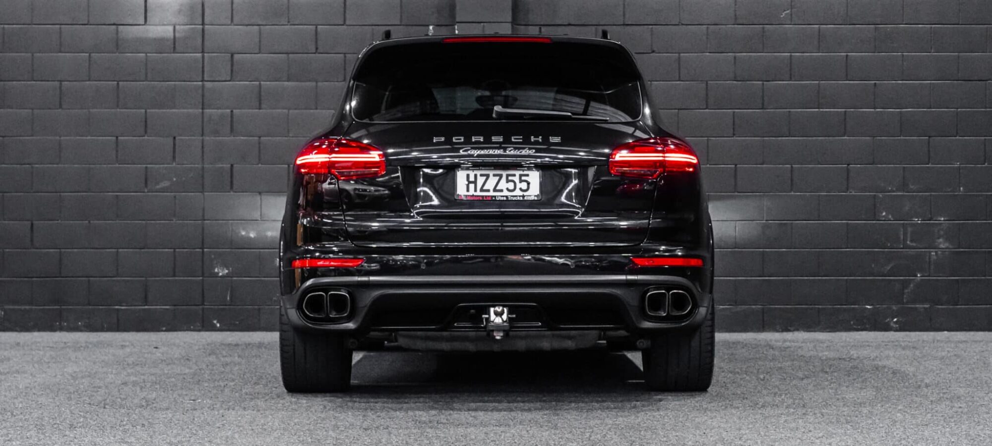 Vehicle Gallery Image