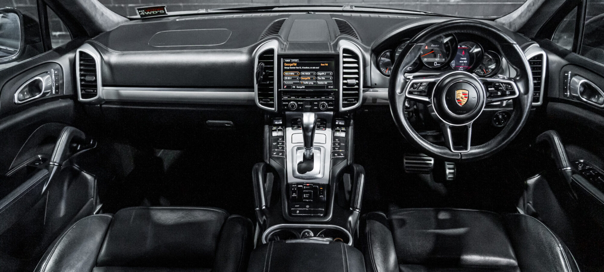 Vehicle Gallery Image