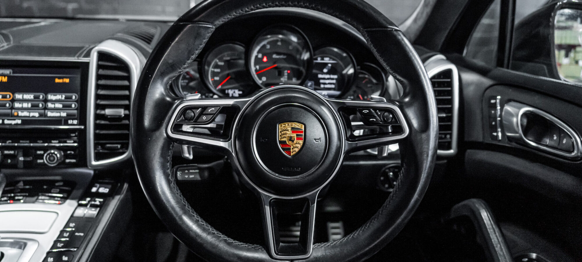 Vehicle Gallery Image