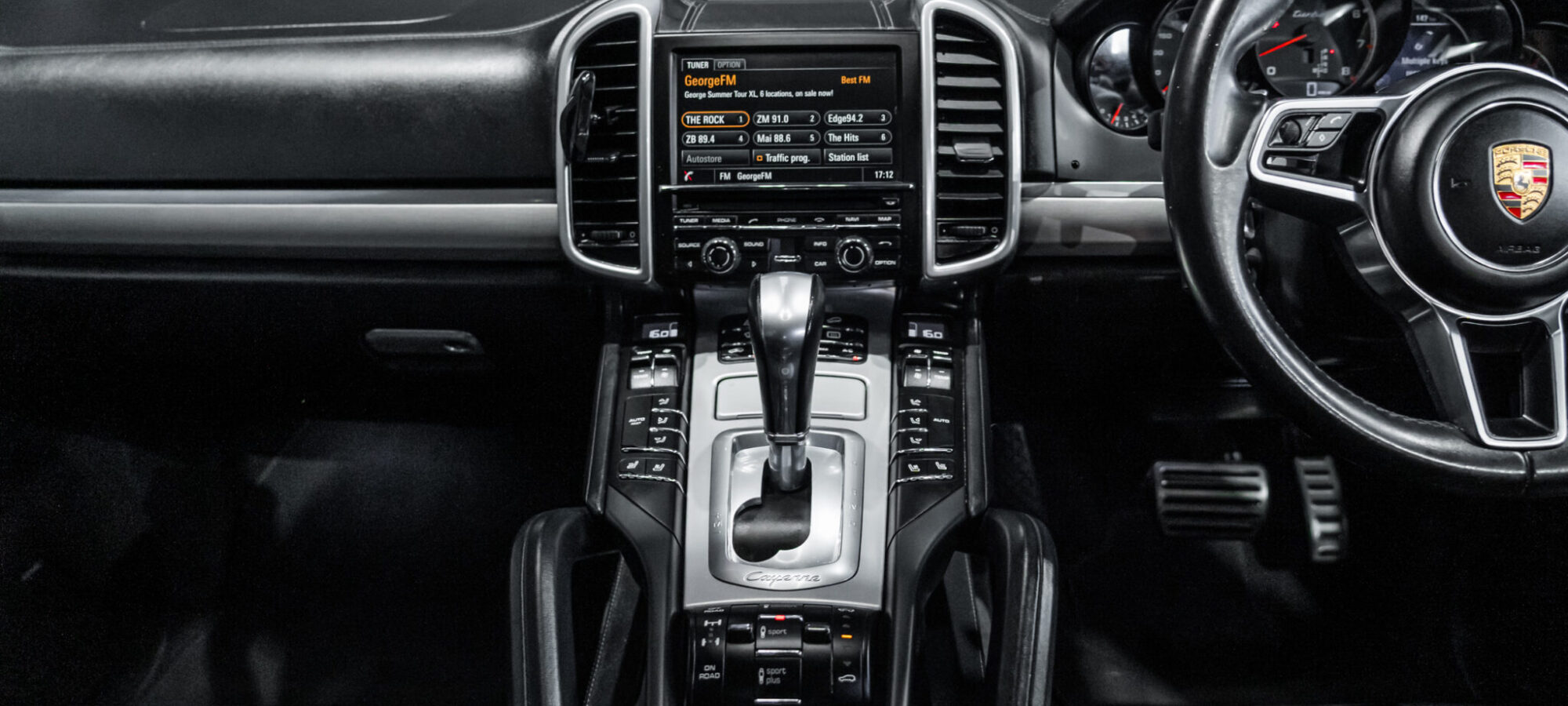 Vehicle Gallery Image