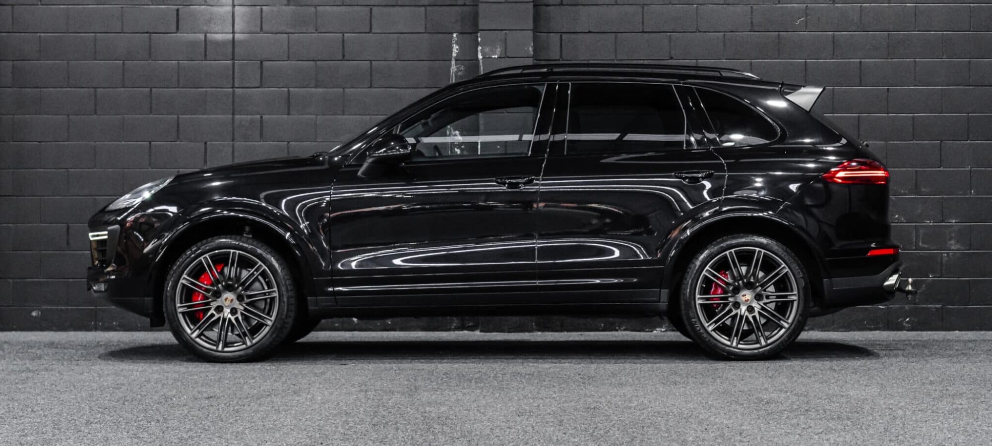 Vehicle Gallery Image