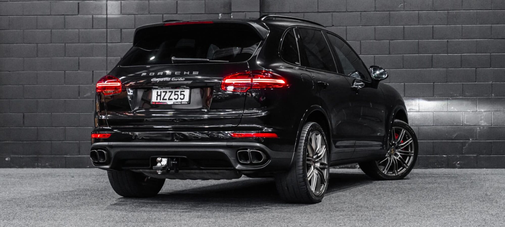 Vehicle Gallery Image