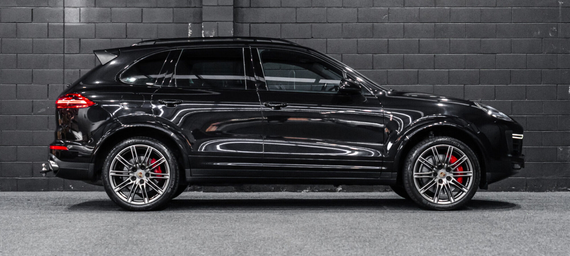 Vehicle Gallery Image