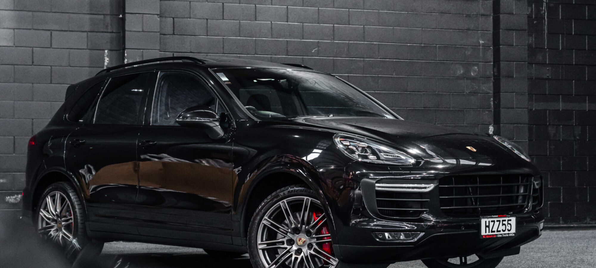 Vehicle Gallery Image