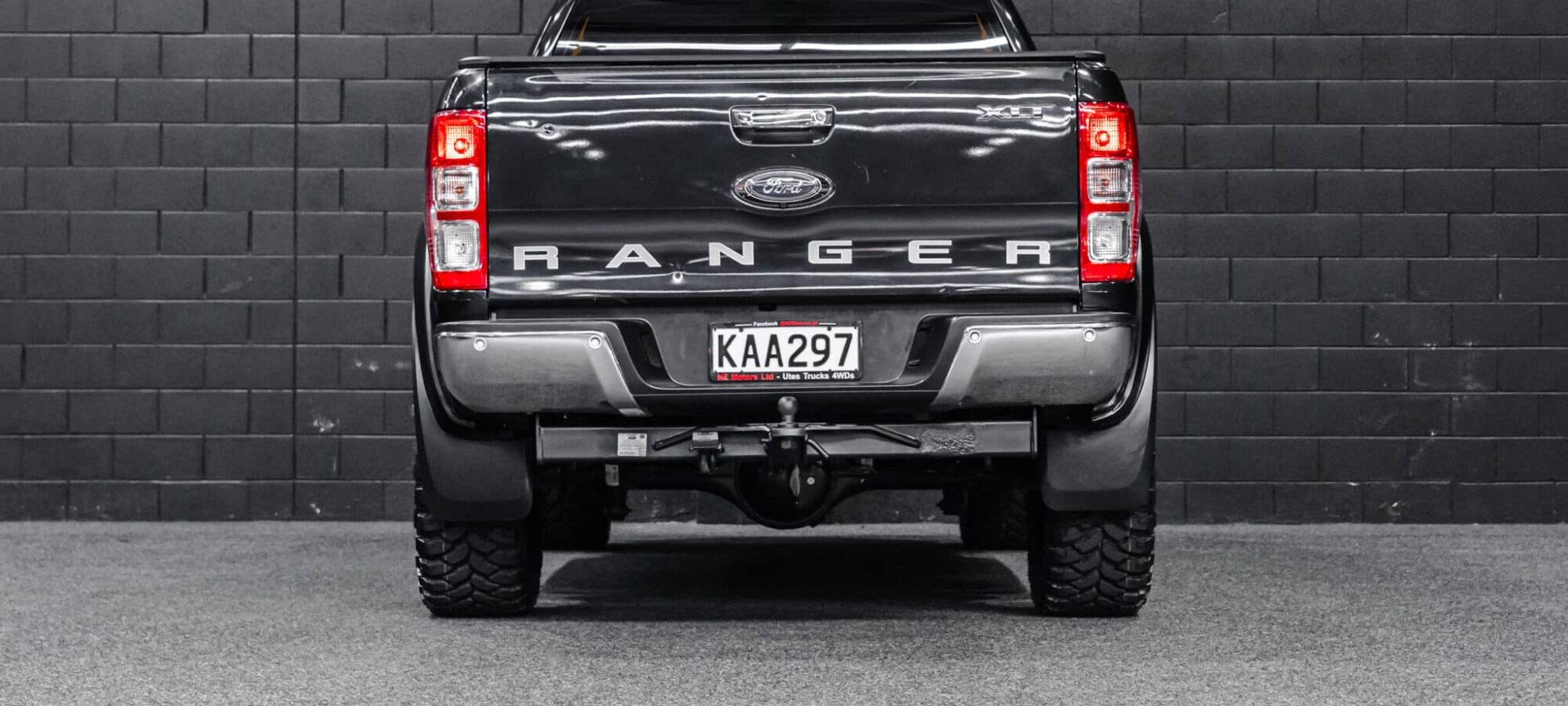 Vehicle Gallery Image