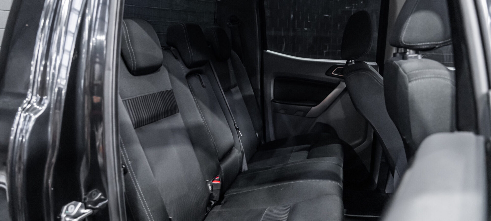 Vehicle Gallery Image