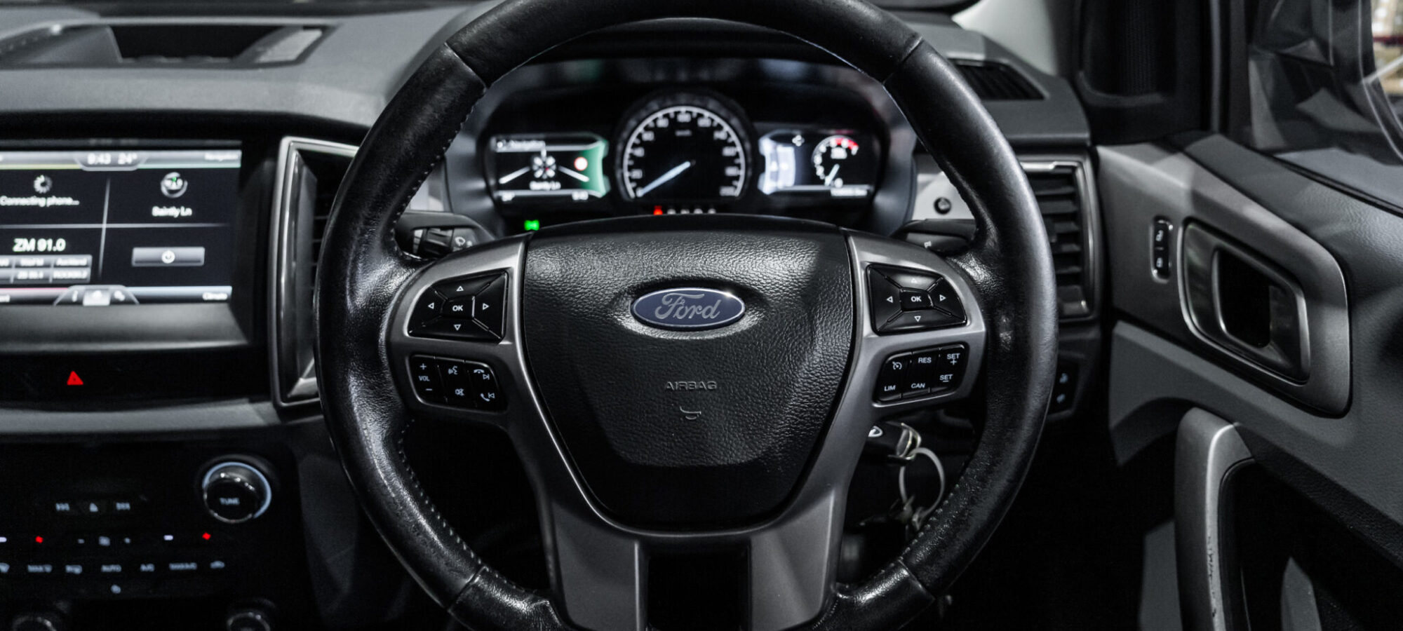 Vehicle Gallery Image