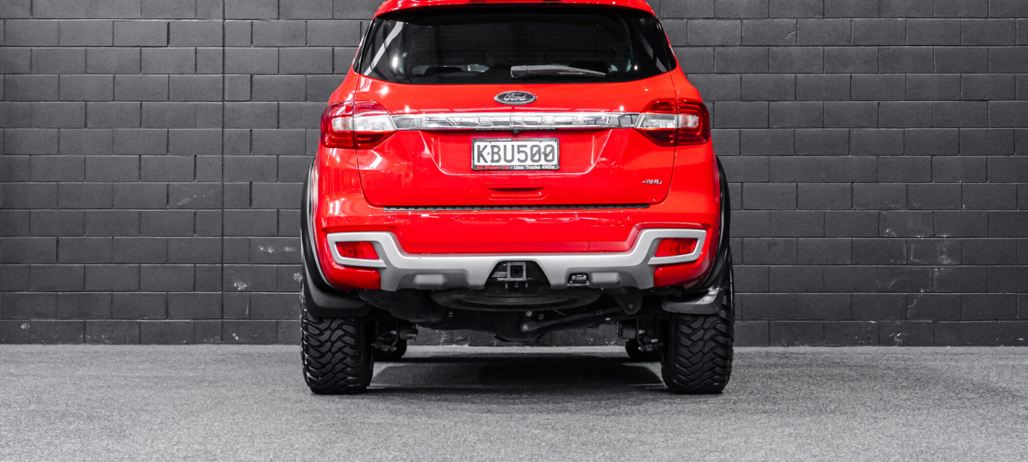 Vehicle Gallery Image