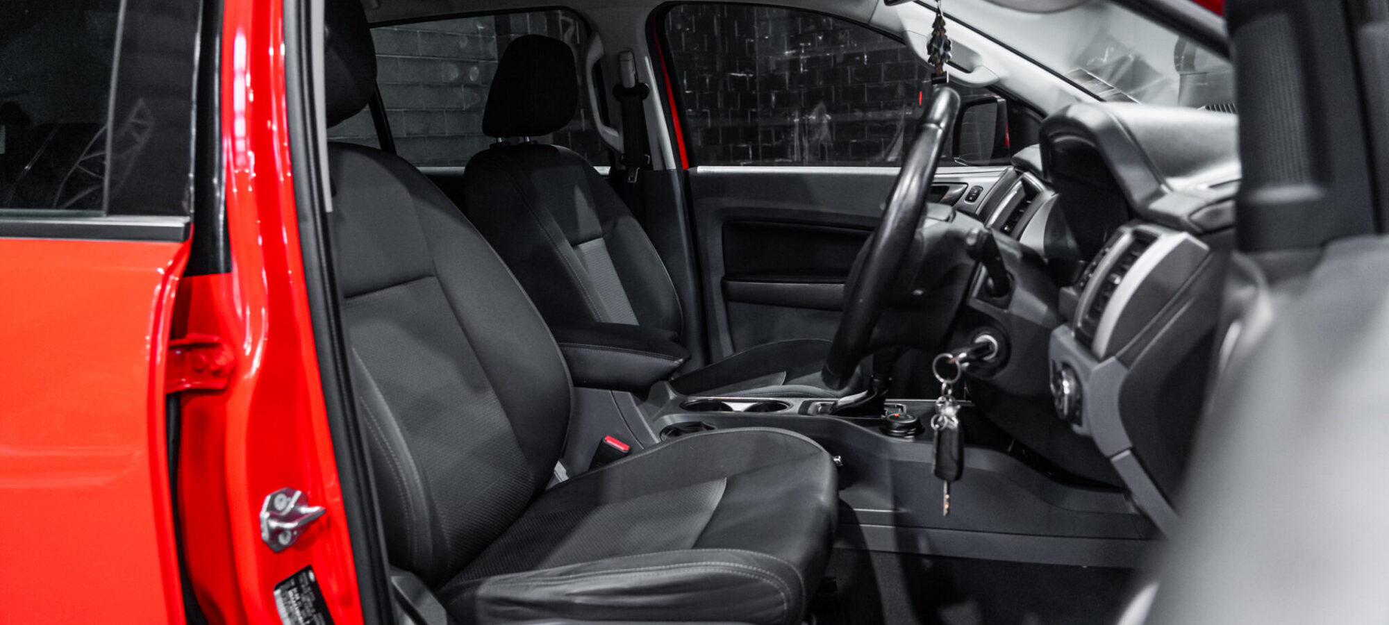 Vehicle Gallery Image