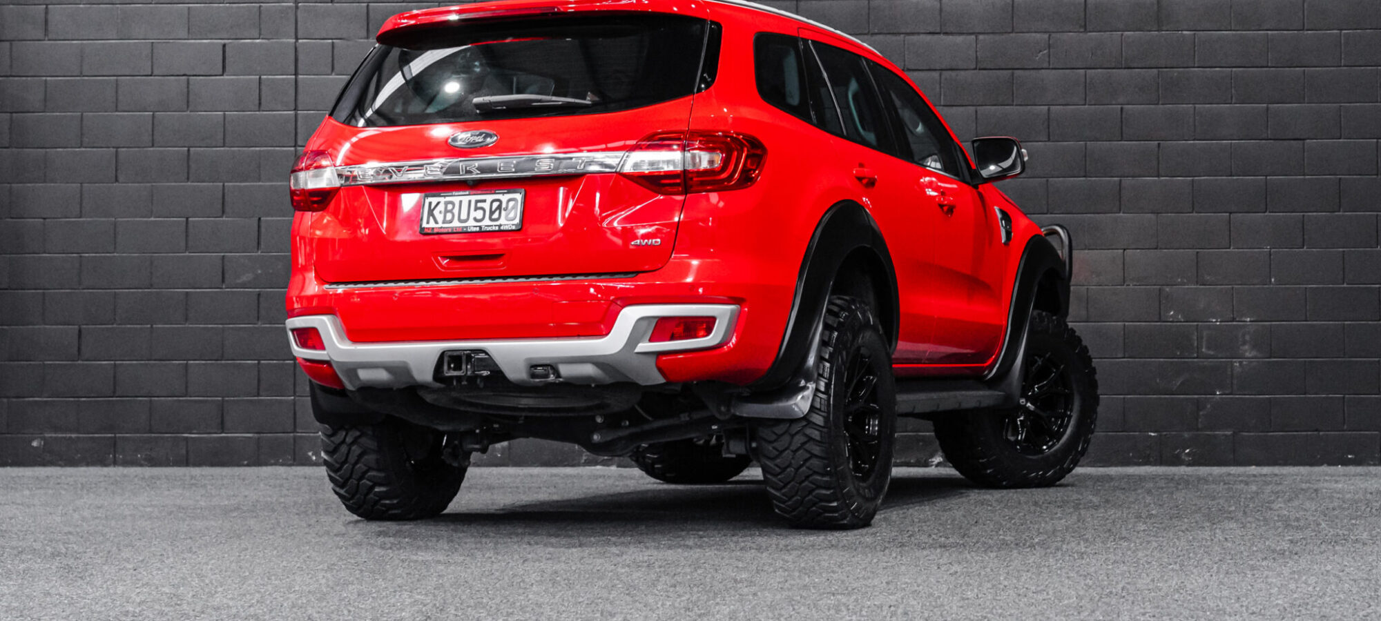 Vehicle Gallery Image