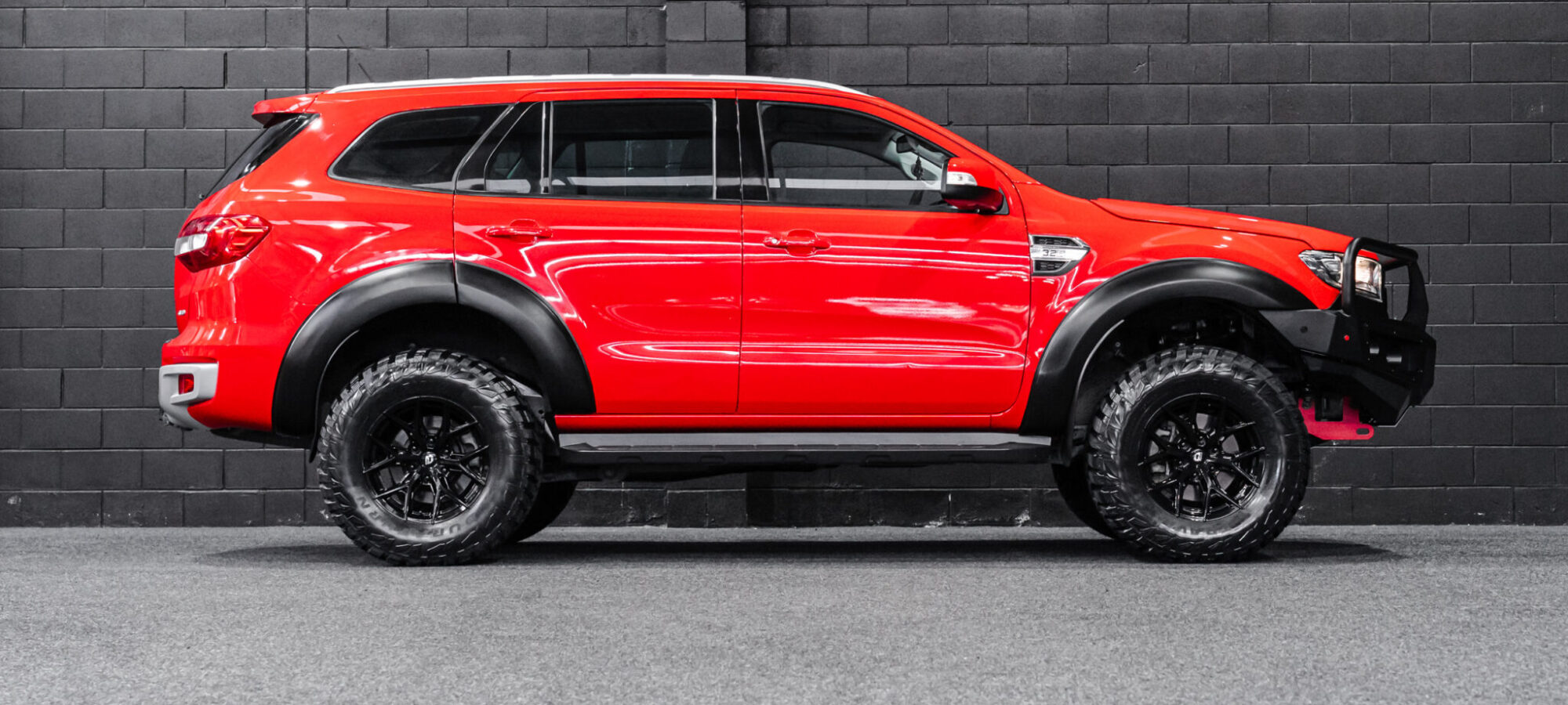 Vehicle Gallery Image