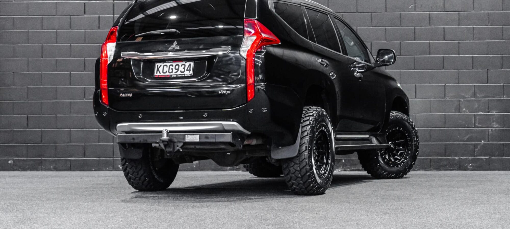 Vehicle Gallery Image