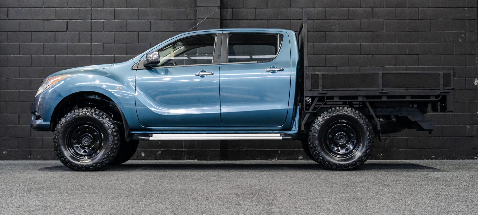 Vehicle Gallery Image