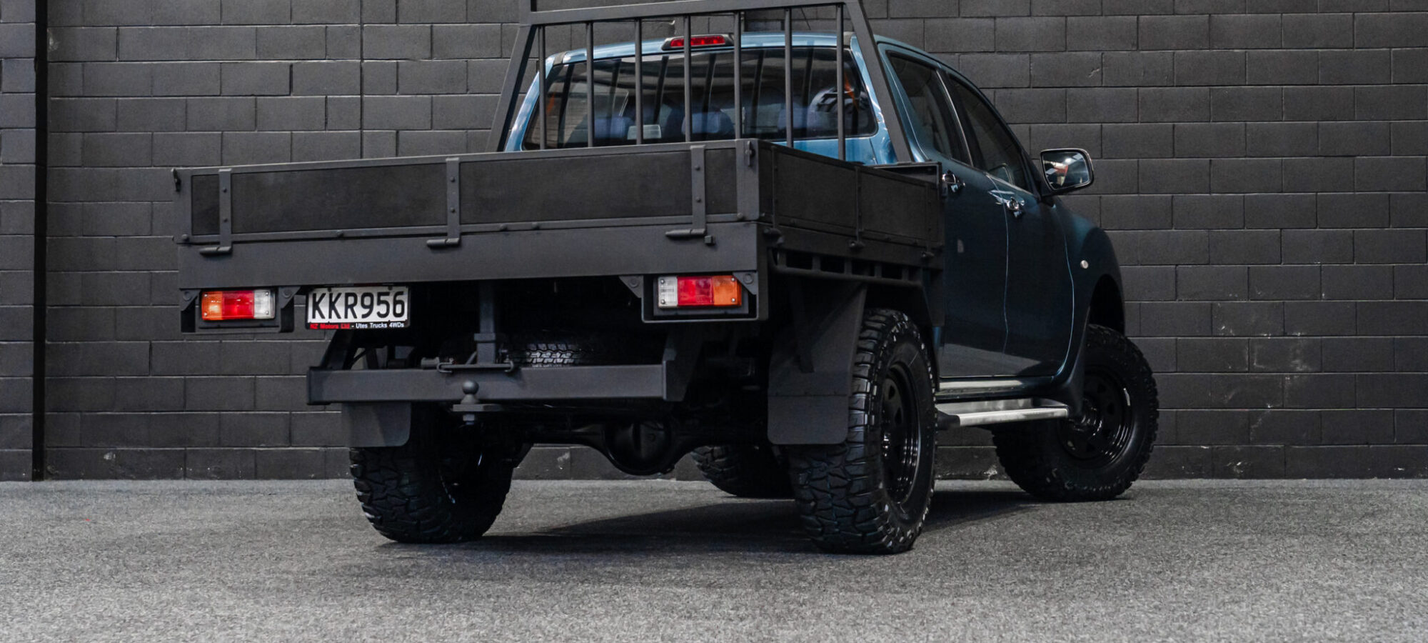 Vehicle Gallery Image