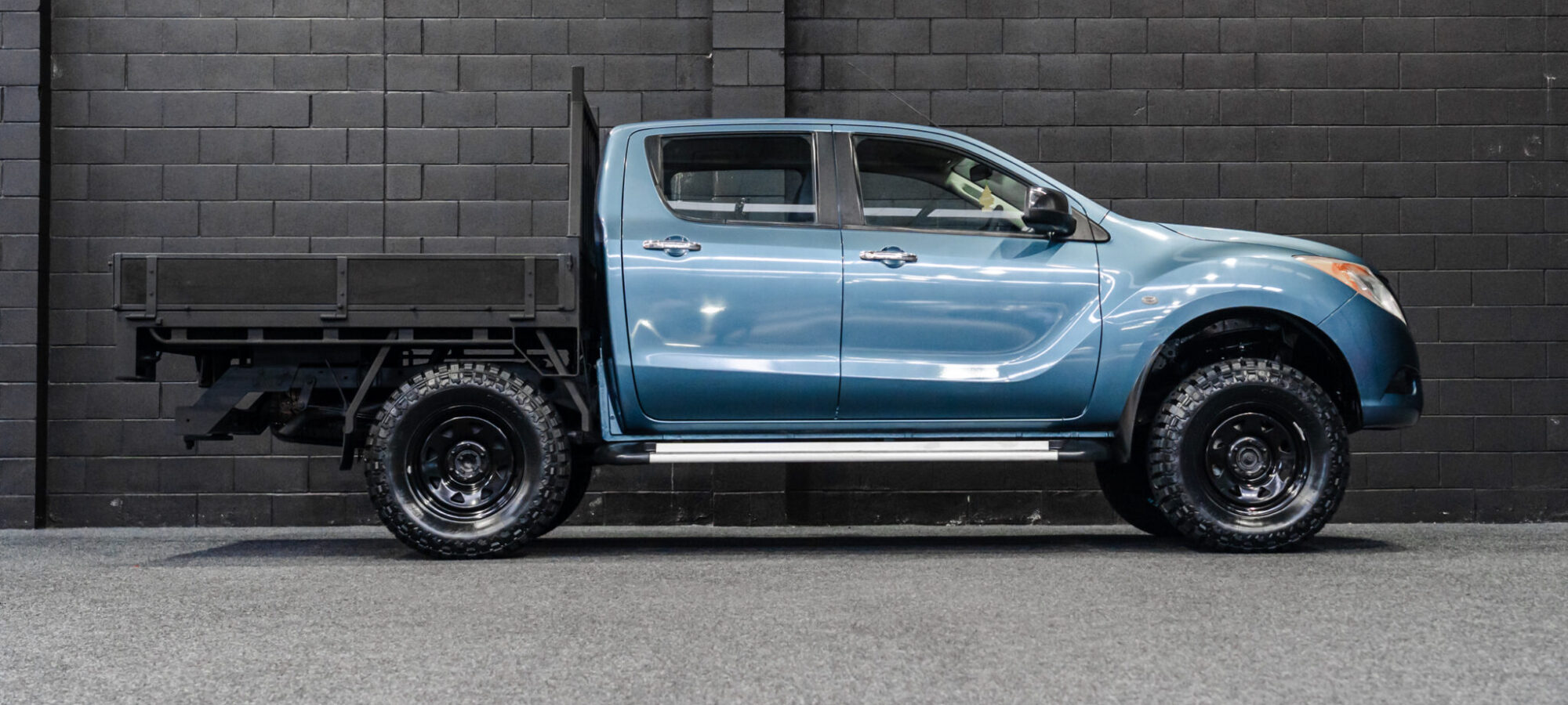 Vehicle Gallery Image