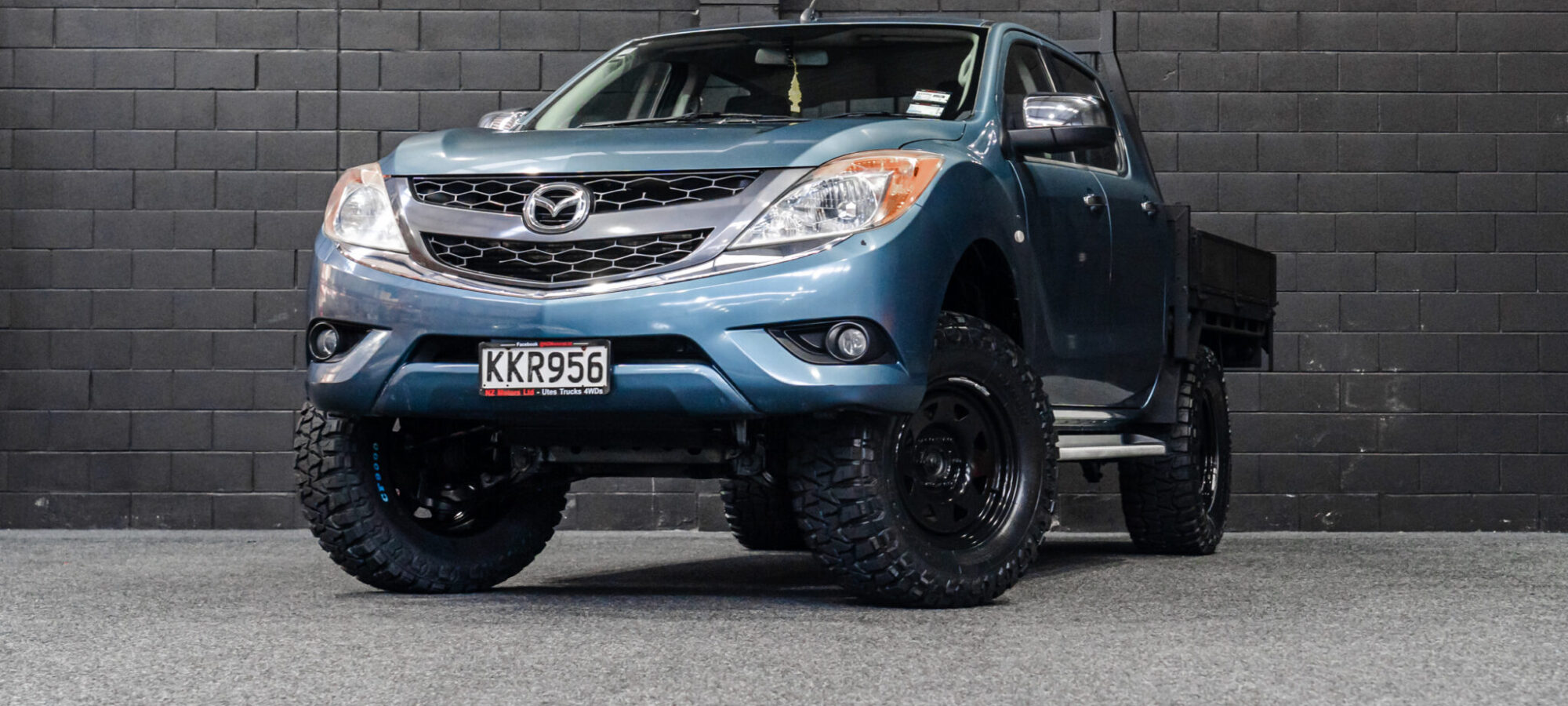 Vehicle Gallery Image