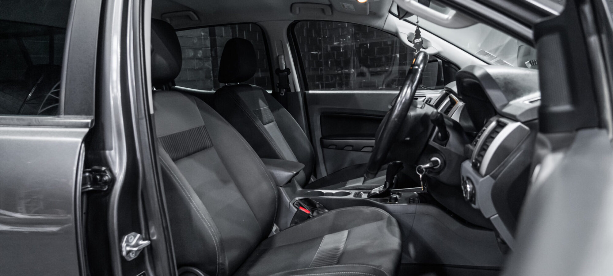 Vehicle Gallery Image