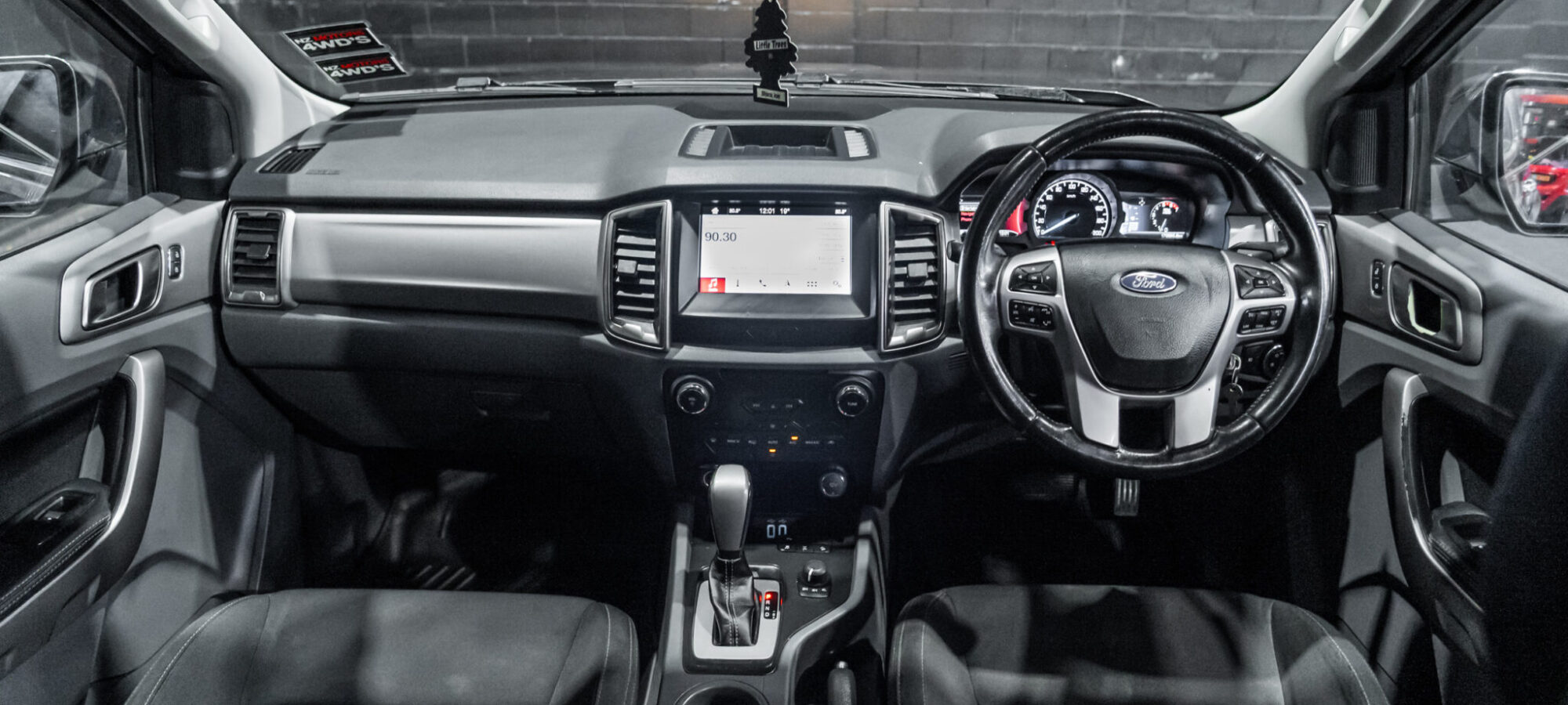 Vehicle Gallery Image