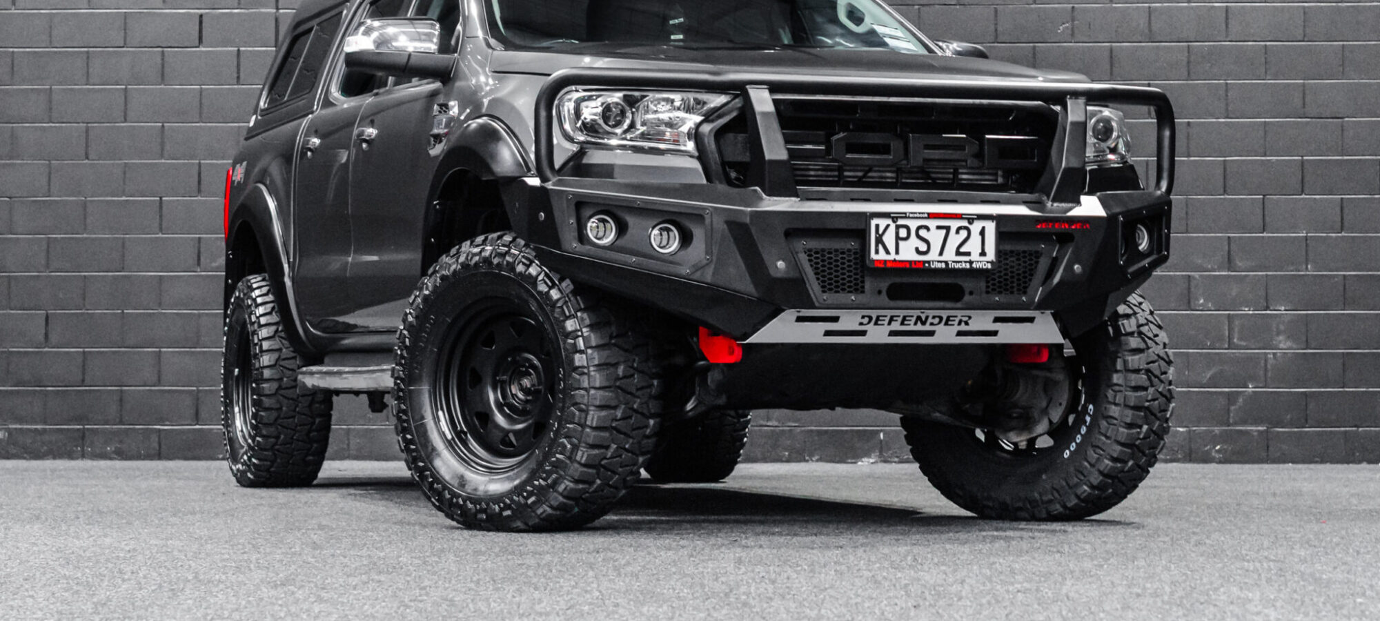 Vehicle Gallery Image