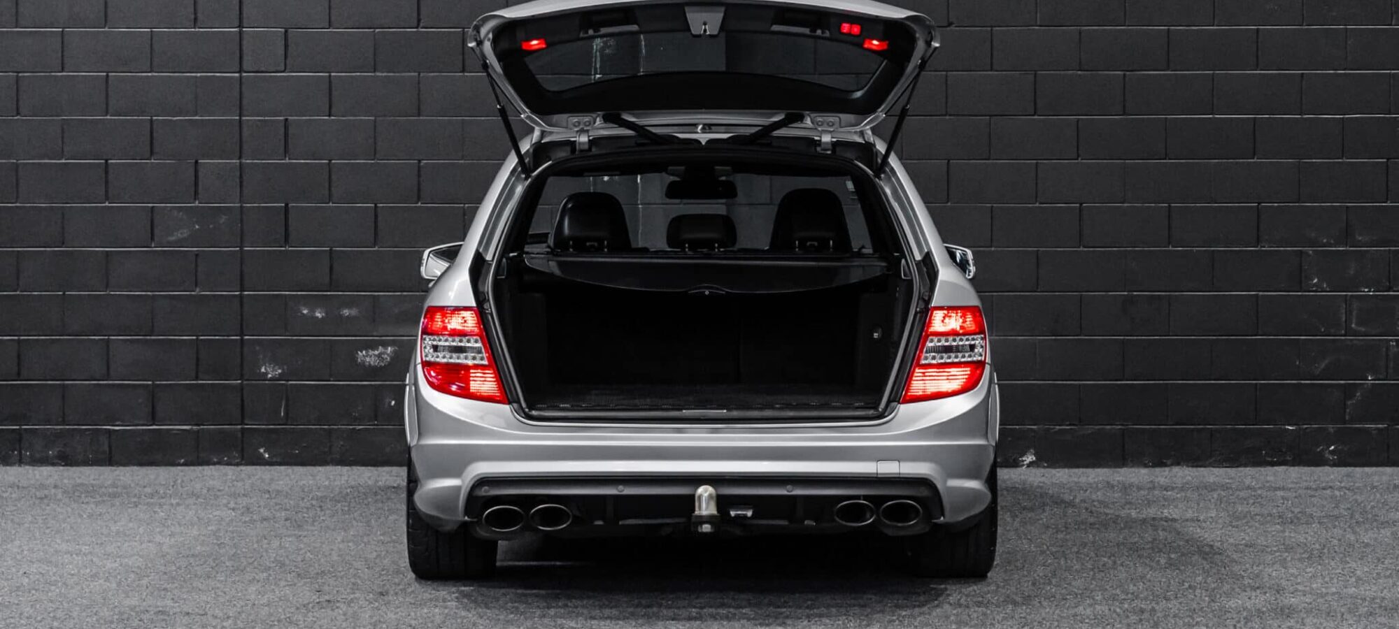 Vehicle Gallery Image