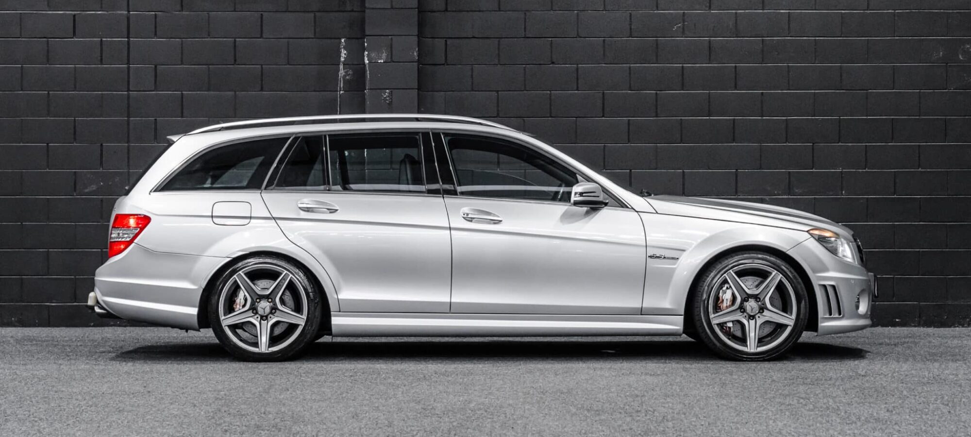 Vehicle Gallery Image