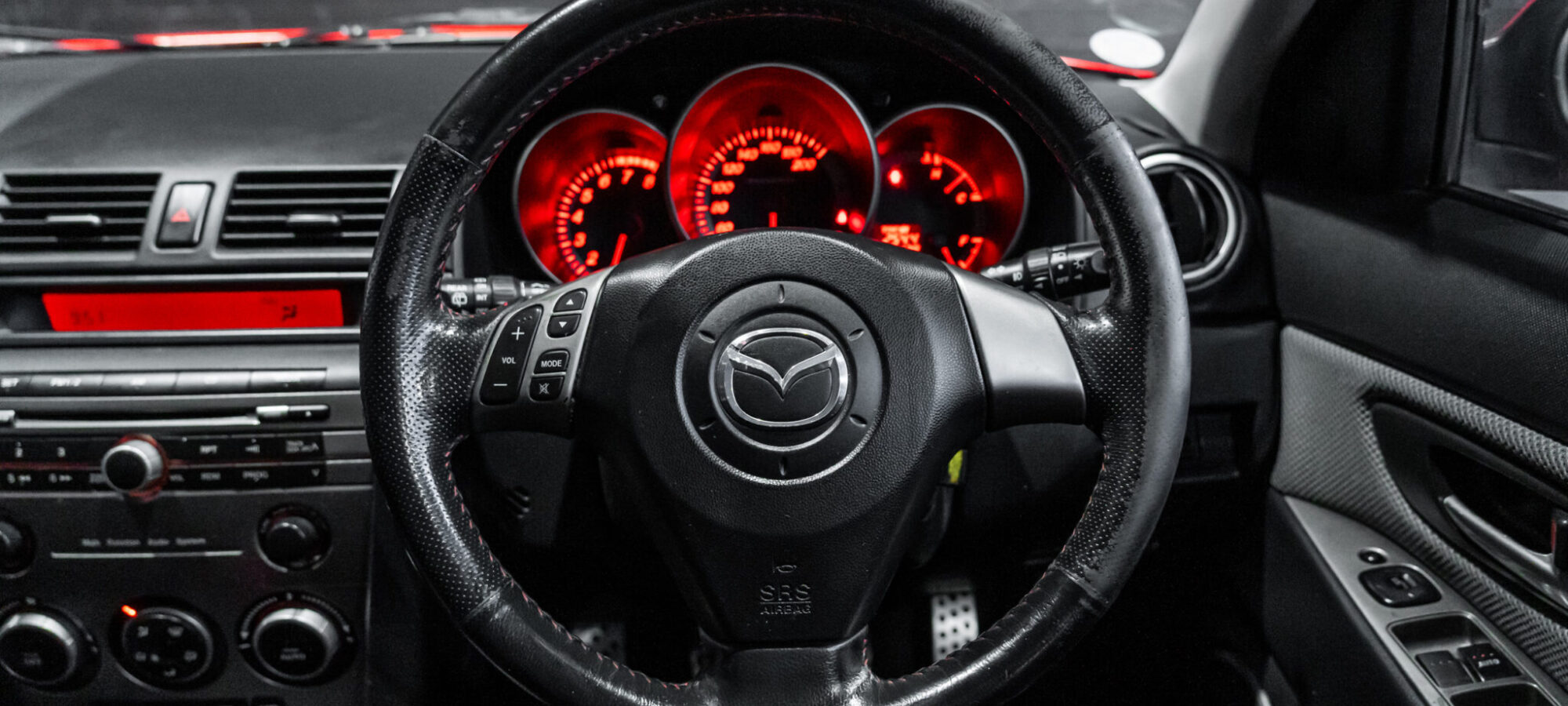 Vehicle Gallery Image