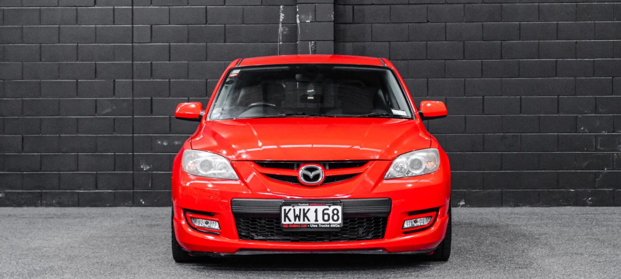 Vehicle Gallery Image