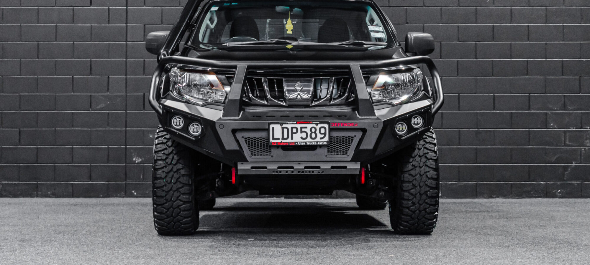 Vehicle Gallery Image