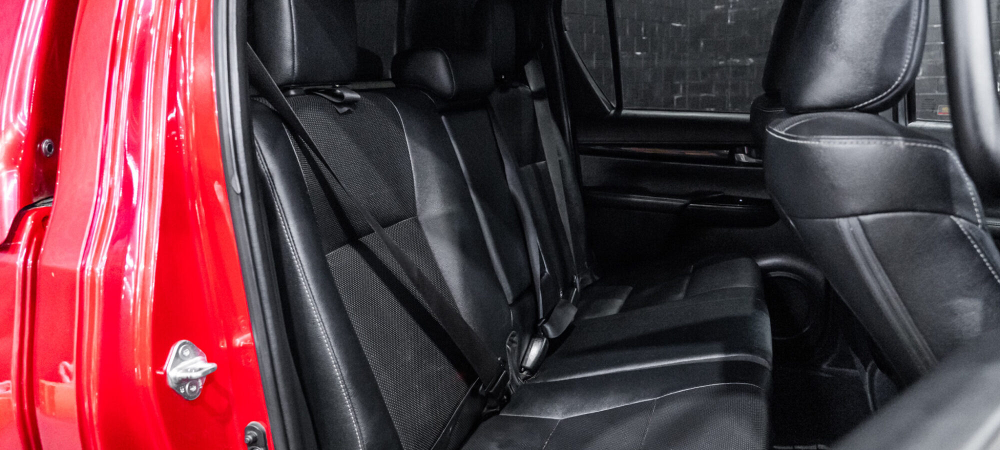 Vehicle Gallery Image