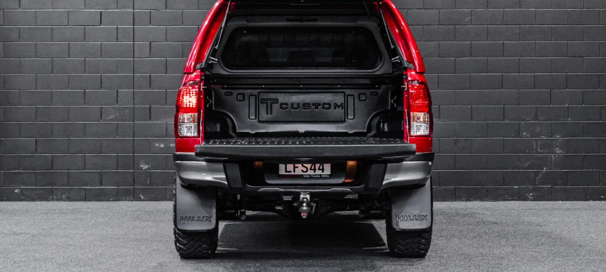 Vehicle Gallery Image