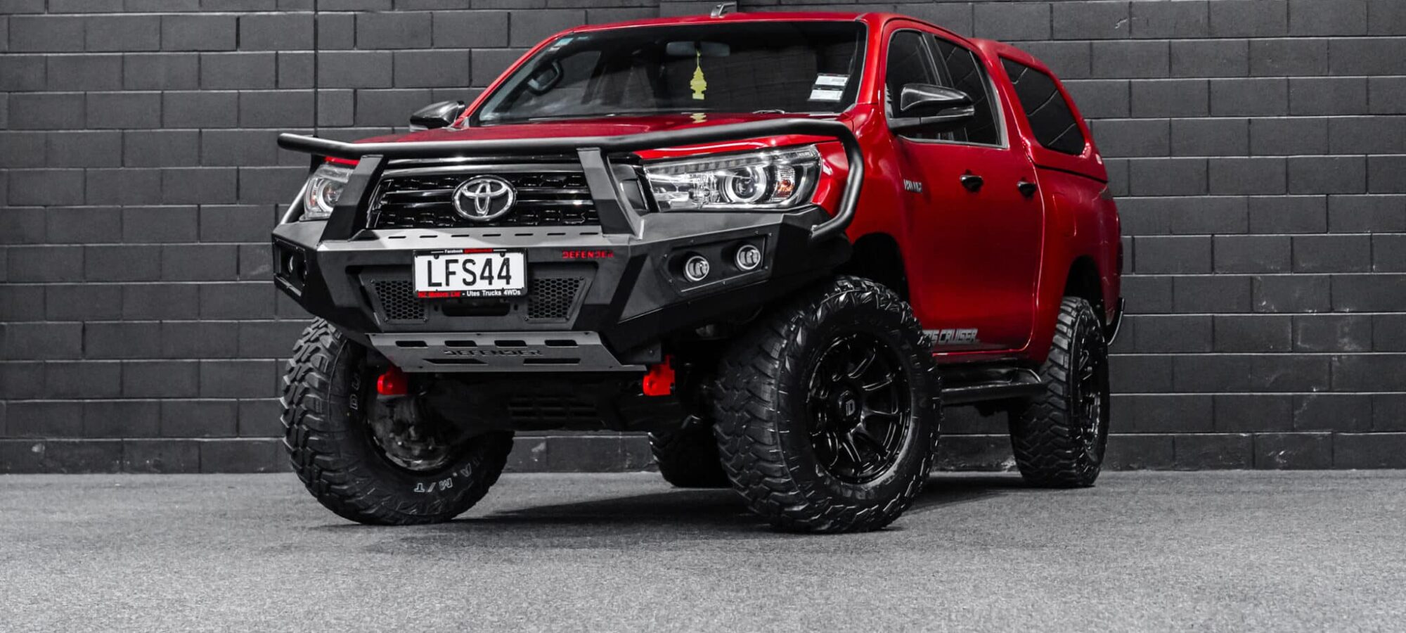 Vehicle Gallery Image