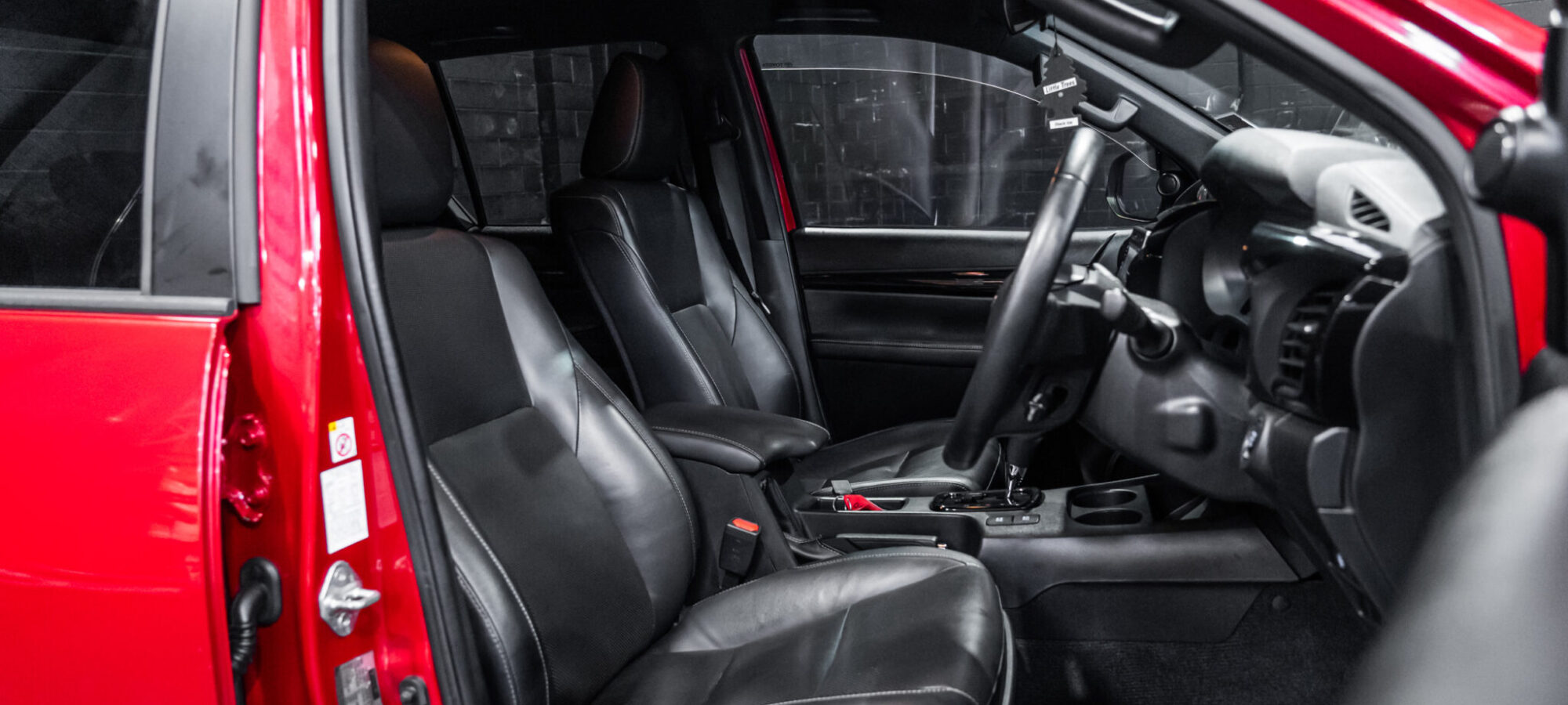 Vehicle Gallery Image