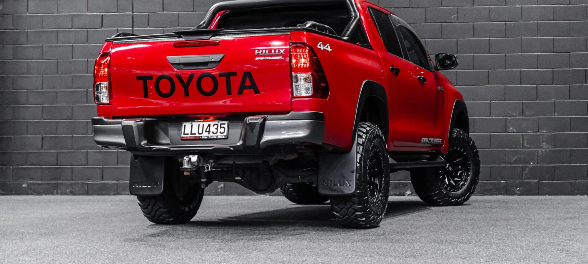 Vehicle Gallery Image