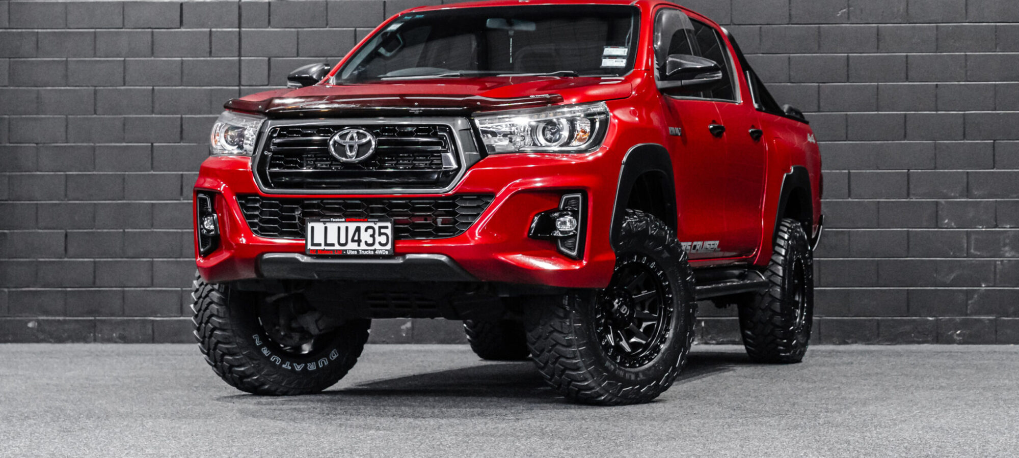 Vehicle Gallery Image