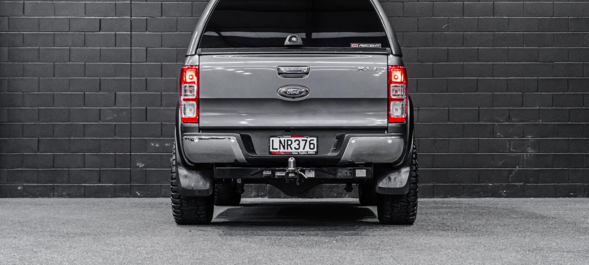 Vehicle Gallery Image