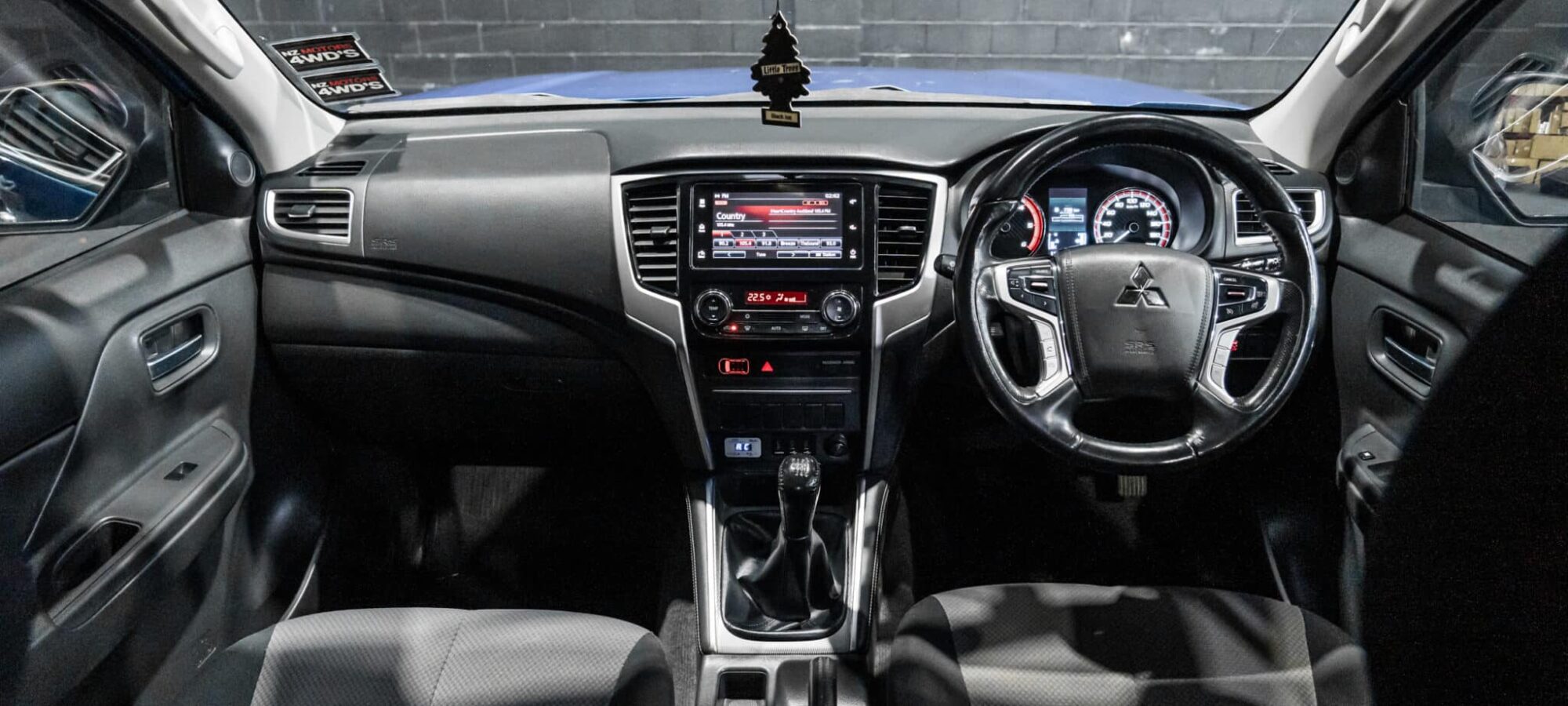 Vehicle Gallery Image