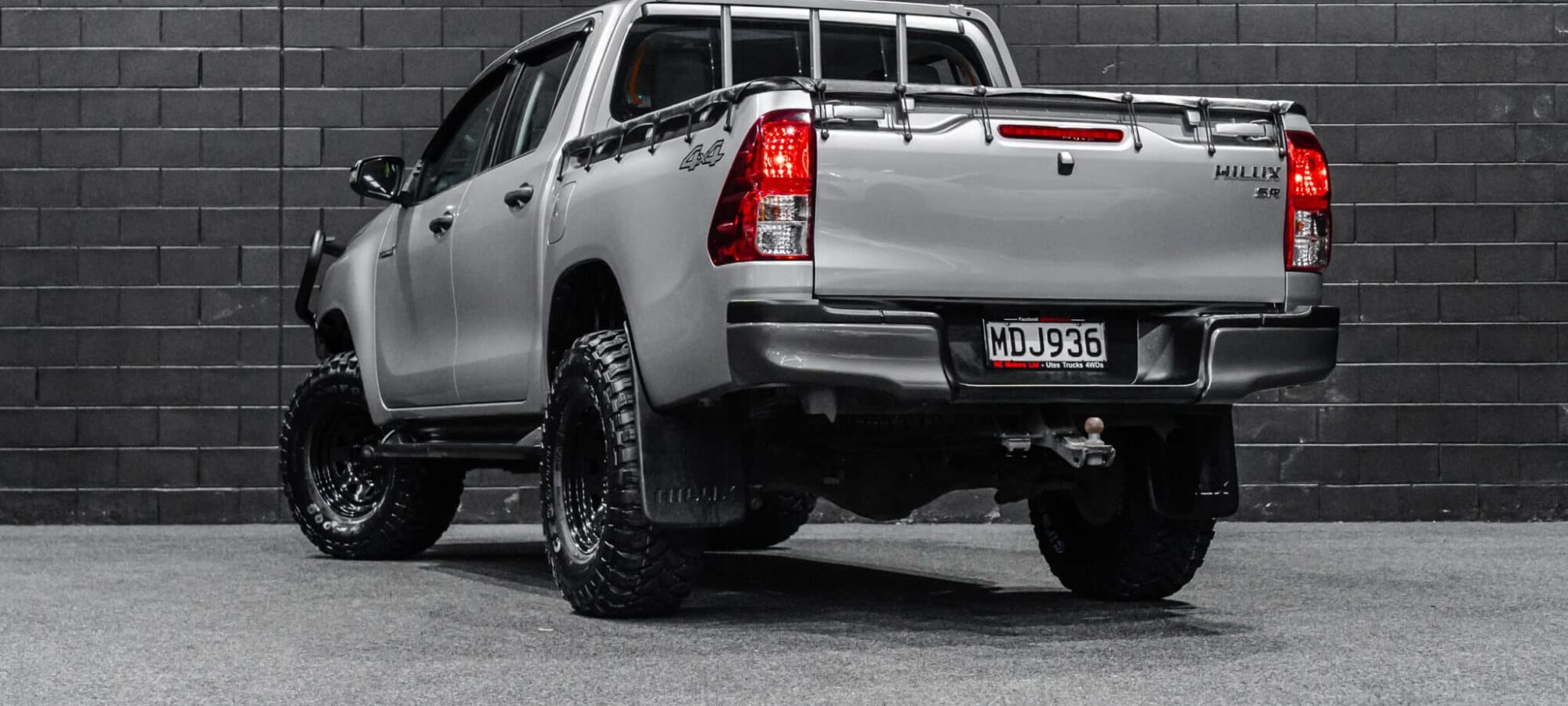 Vehicle Gallery Image