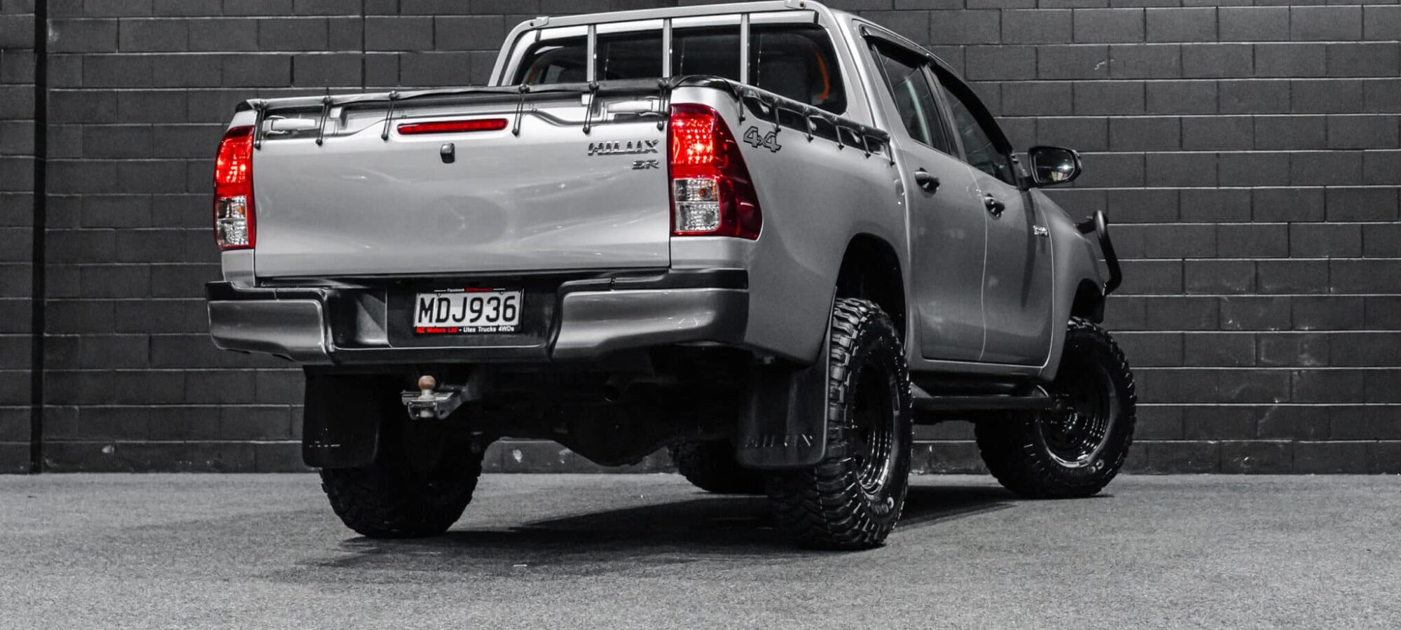 Vehicle Gallery Image