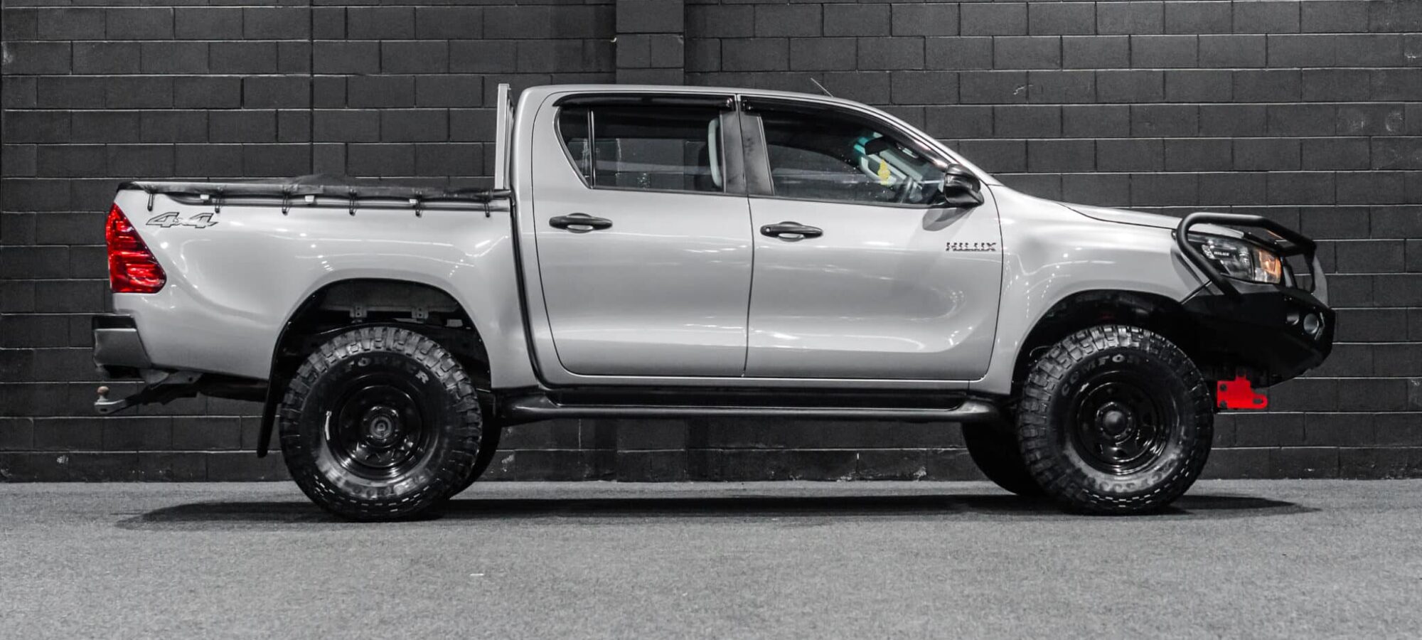 Vehicle Gallery Image