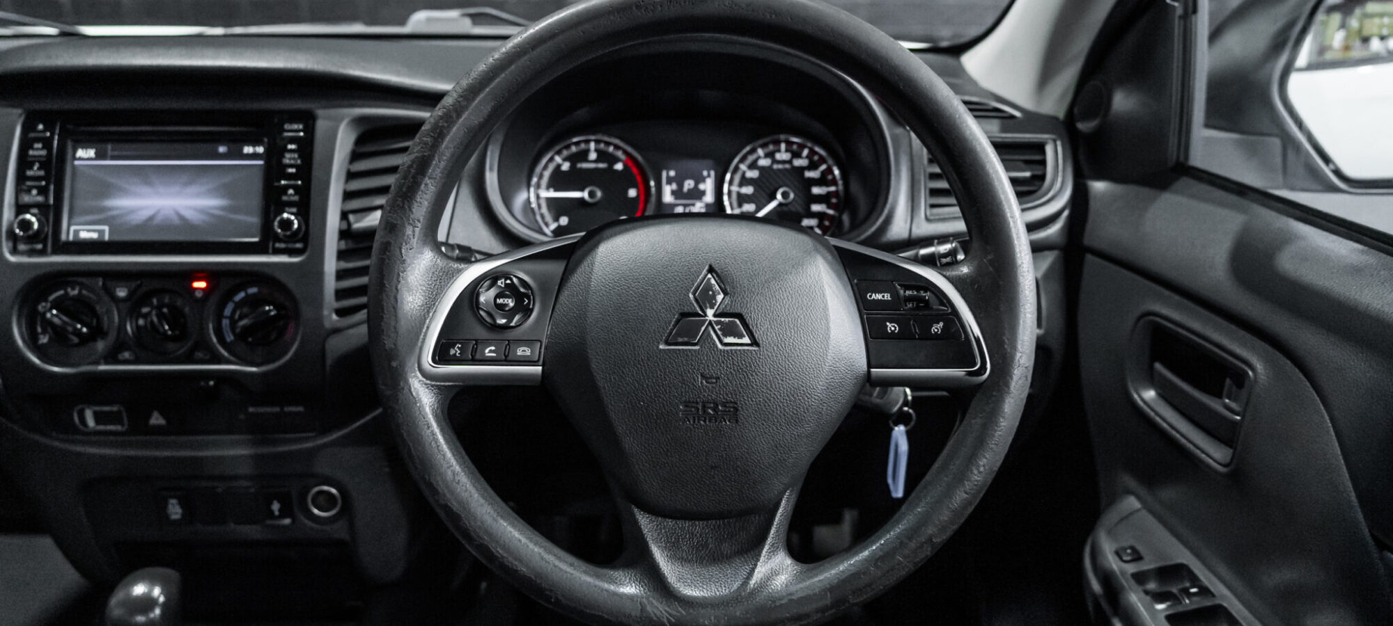 Vehicle Gallery Image