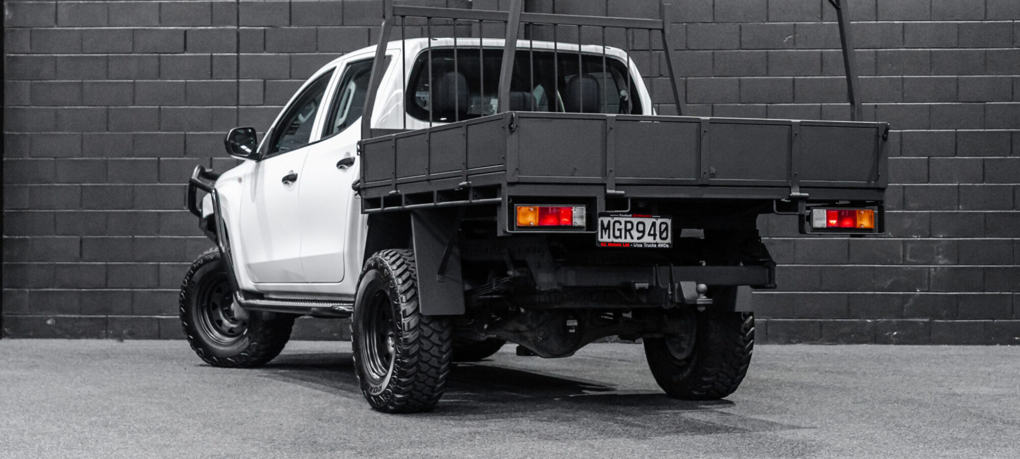 Vehicle Gallery Image