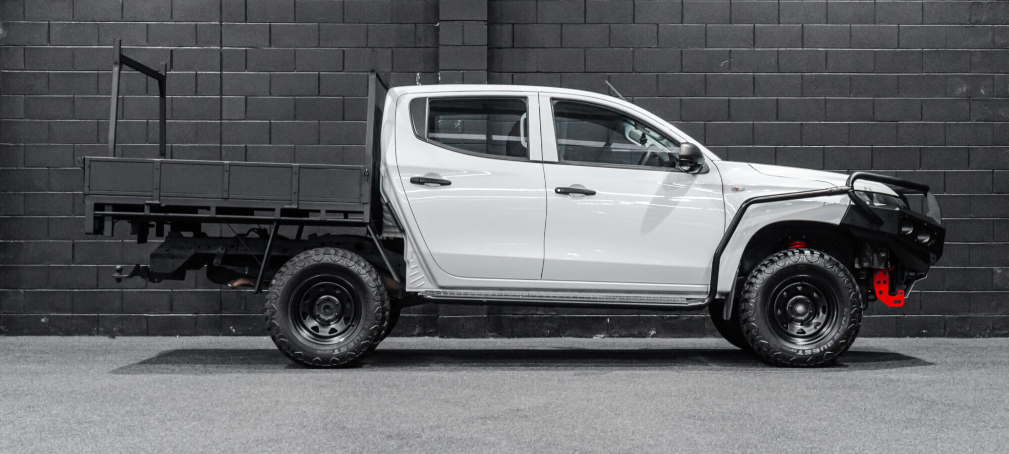 Vehicle Gallery Image