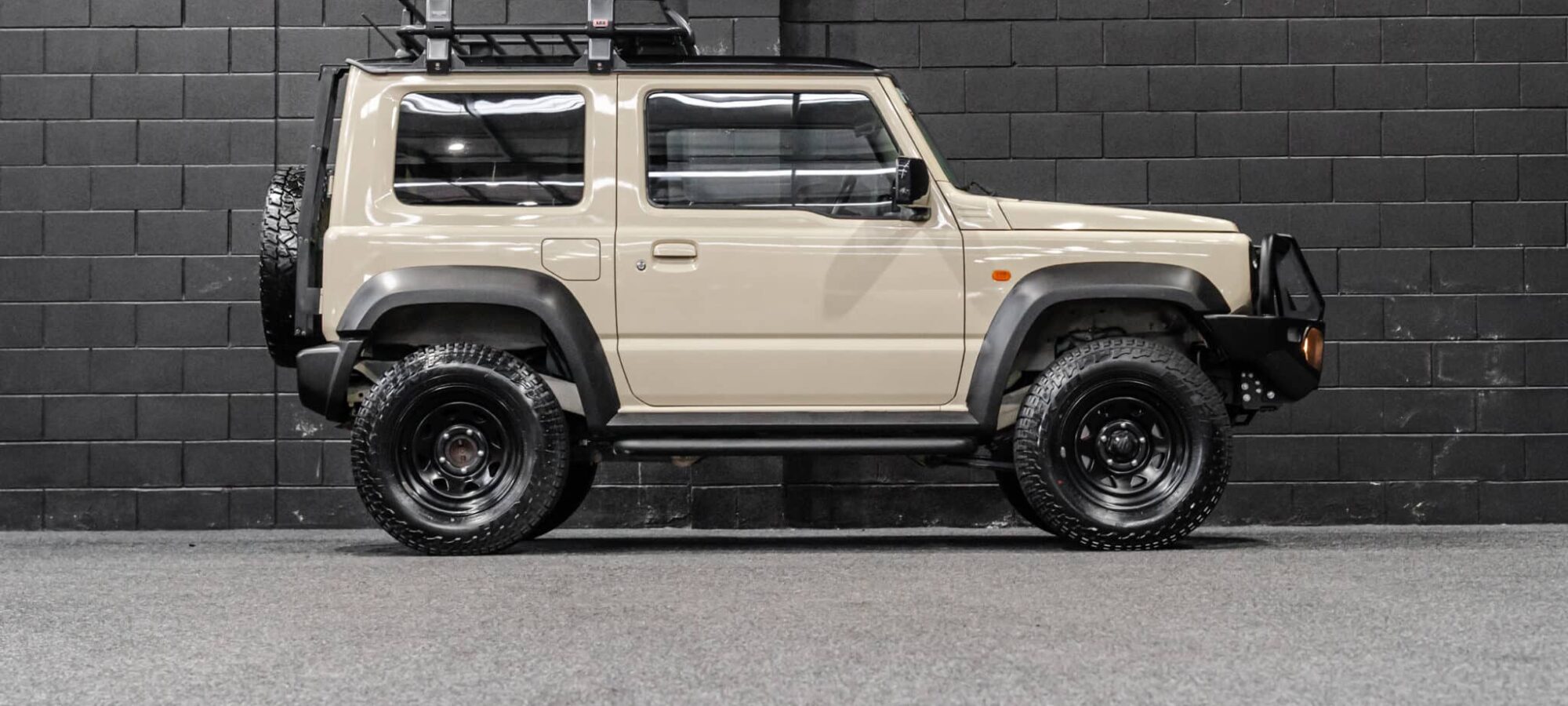 Vehicle Gallery Image