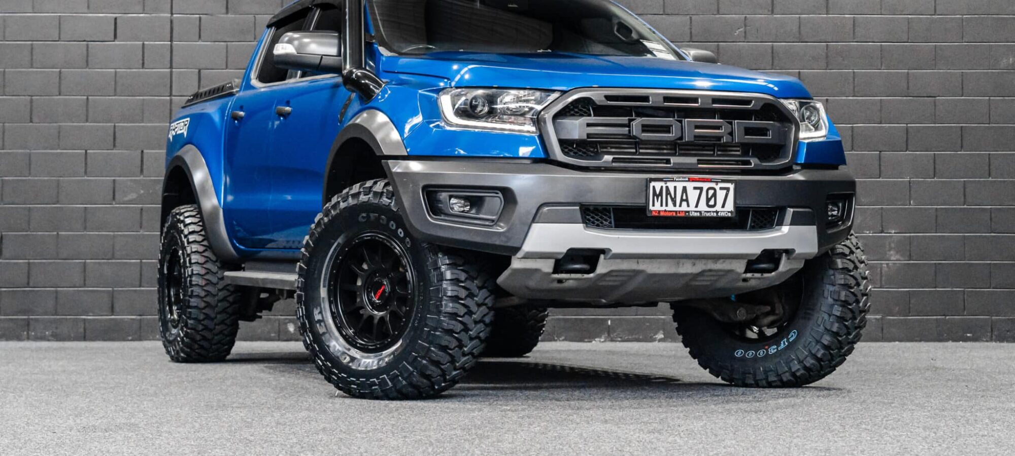 Vehicle Gallery Image