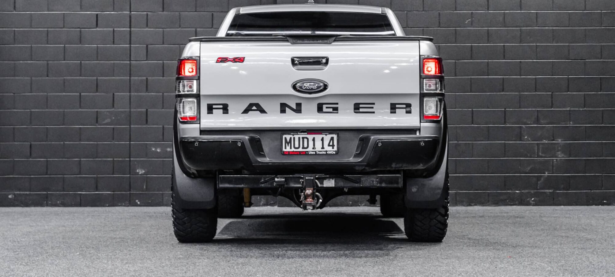 Vehicle Gallery Image