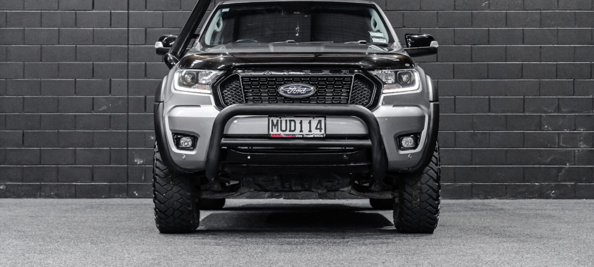 Vehicle Gallery Image